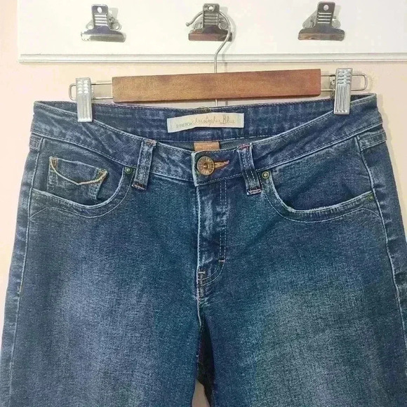 P5006 Christopher Blue  medium denim Capri  denim jeans size 32/8 nwot - Picture 3 of 7